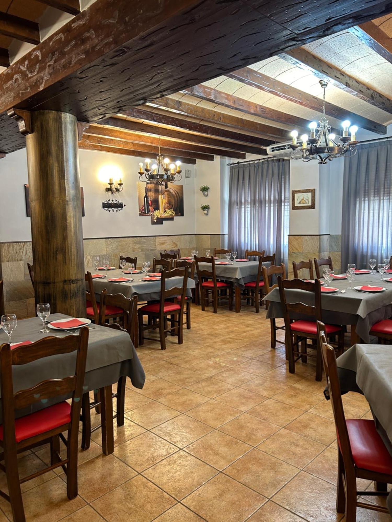 Hostal Restaurante Morote Cano Lezuza Exterior photo